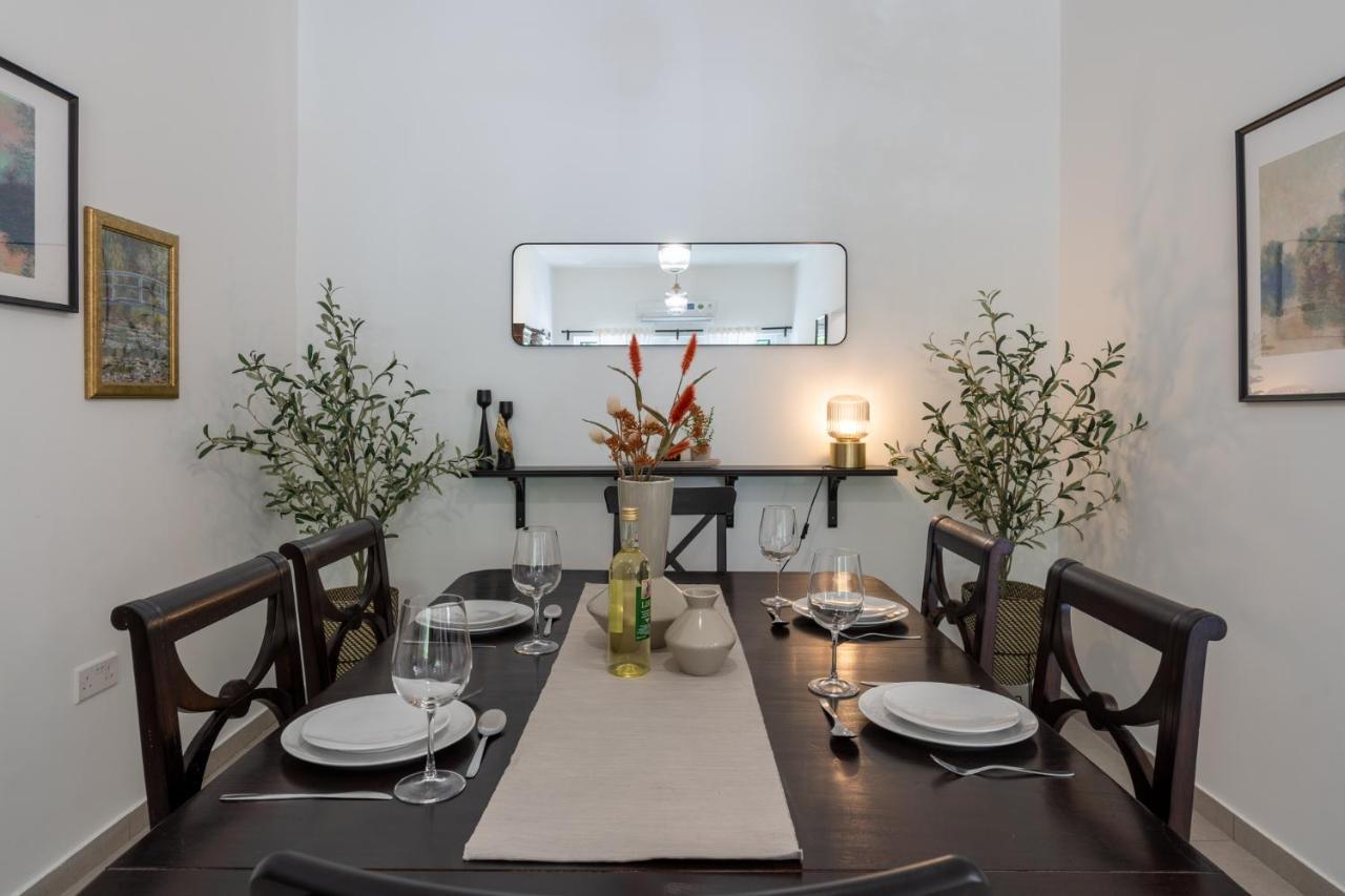 Arty Haven - Spacious 3-Br House In Larnaca Zewnętrze zdjęcie